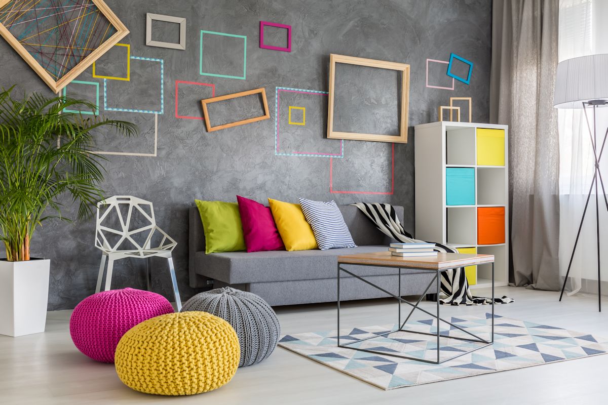Cum să folosiți culori strălucitoare în designul casei dar și pentru mobilier